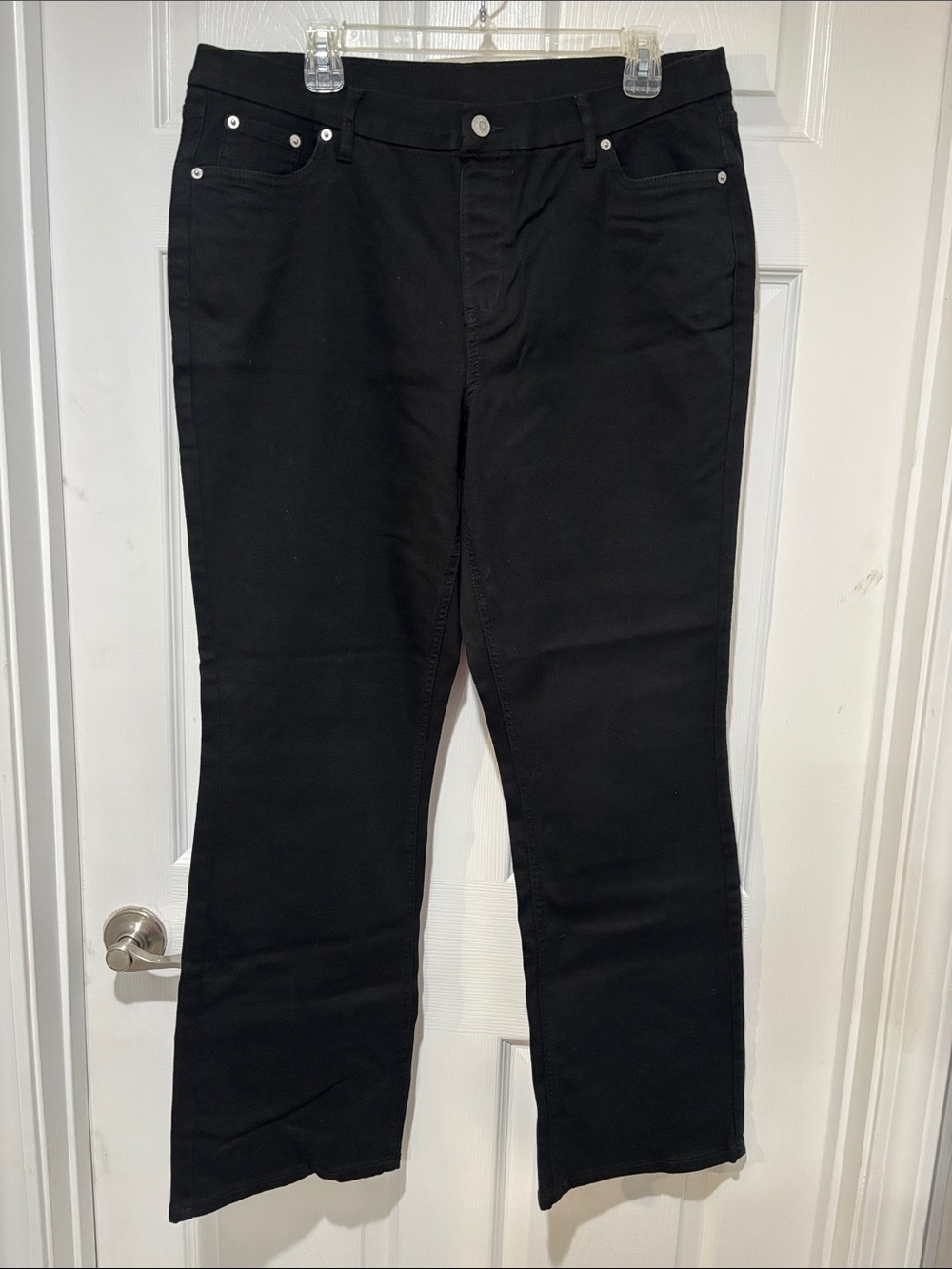 DENIM & CO NWOT Classic Black 5-Pocket Jeans w/Slight Stretch